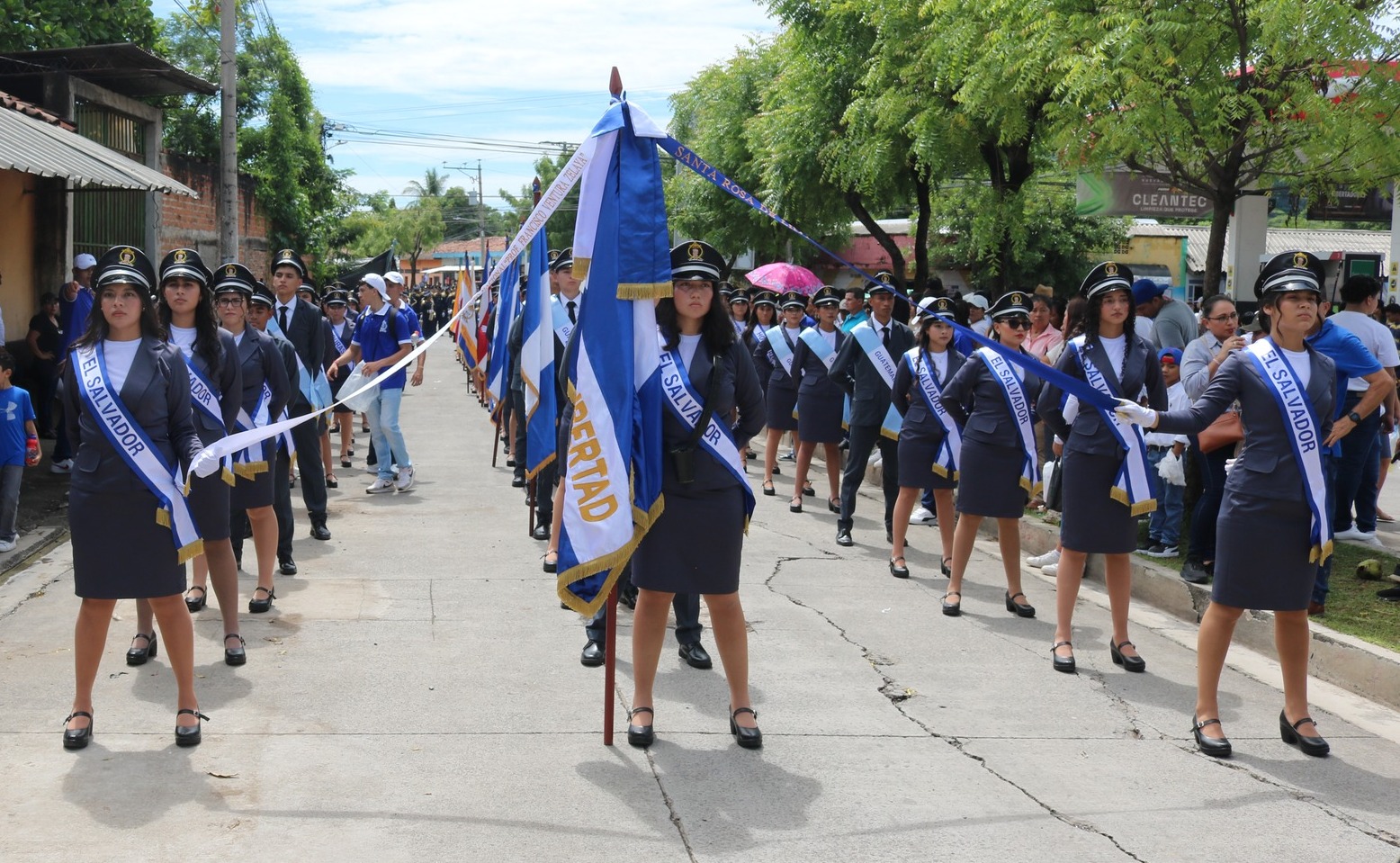 548806694 122135688872907024 2577082073671535940 N